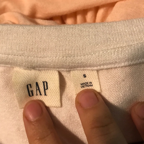 Gap t-shirt - Picture 3 of 3
